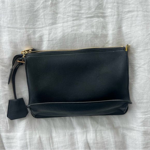 Celine Envelope Clutch On Chain | dark navy leather - Picture 3 of 5